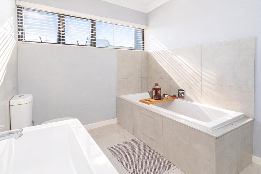 4 Bedroom Property for Sale in Leloko North West